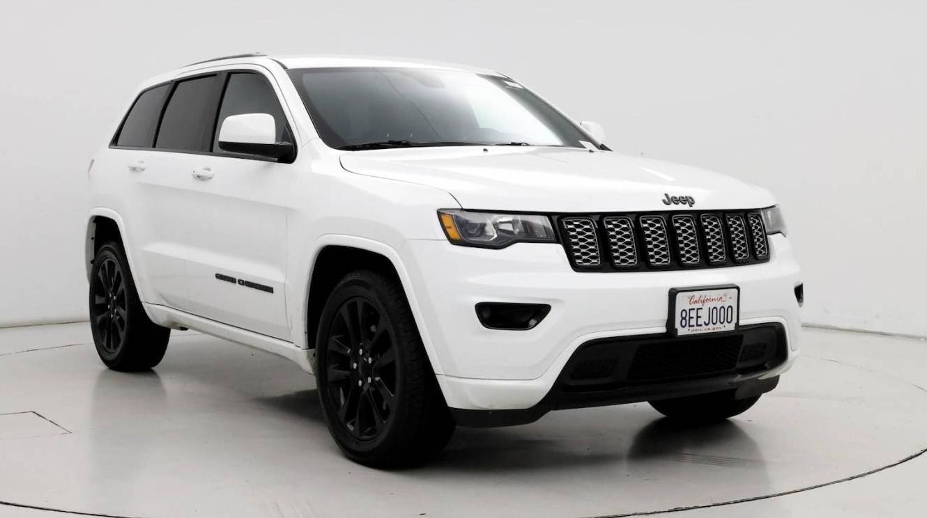 JEEP GRAND CHEROKEE 2018 1C4RJFAGXJC152189 image